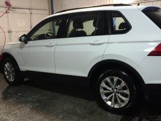 2017 Volkswagen Tiguan II, белый, 1600000 рублей, вид 5