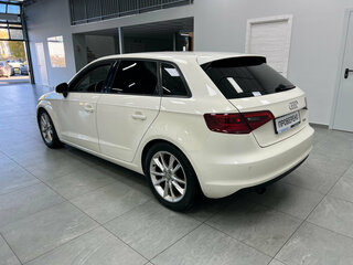 2015 Audi A3 III (8V), белый, 1070000 рублей, вид 4