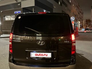 2018 Hyundai H-1 II Рестайлинг 2, коричневый, 3600000 рублей, вид 5