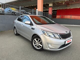 2012 Kia Rio 5-speed III, серебристый, 777000 рублей, вид 2
