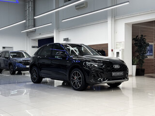 2026 Audi Q5 L 45 TFSI II (FY) Рестайлинг, чёрный, 5940000 рублей, вид 3