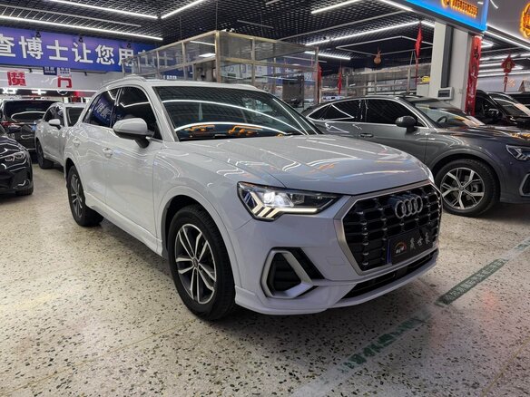 2022 Audi Q3 35 TFSI II (F3), белый, 2599666 рублей - вид 2