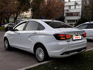 2023 Lada (ВАЗ) Vesta I Рестайлинг (NG), белый, 1000000 рублей, вид 2