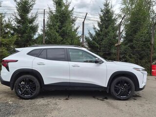 2023 Chevrolet Trax II, белый, 2500000 рублей, вид 4