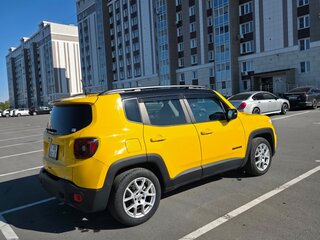 2023 Jeep Renegade I Рестайлинг, жёлтый, 1900000 рублей, вид 4
