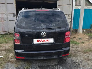 2010 Volkswagen Touran Cross I Рестайлинг, чёрный, 600000 рублей, вид 4