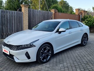 2021 Kia K5 III, белый, 2900000 рублей, вид 1