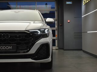 2025 Audi Q8 45 TDI I (4M) Рестайлинг, белый, 16997000 рублей, вид 2