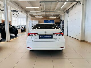 2022 Toyota Corolla XII (E210), белый, 2249900 рублей, вид 5