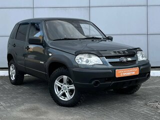 2014 Chevrolet Niva I Рестайлинг, серый, 510000 рублей, вид 3