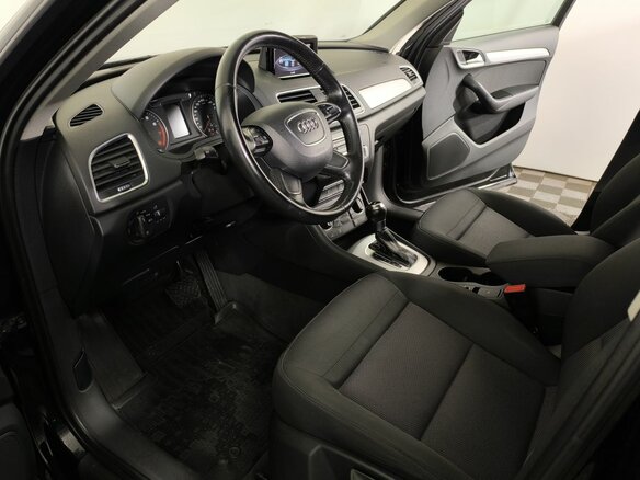 2017 Audi Q3 I (8U) Рестайлинг, чёрный, 1690000 рублей - вид 7