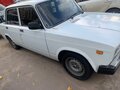 2005 Lada (ВАЗ) 2107, белый, 220000 рублей - вид 9