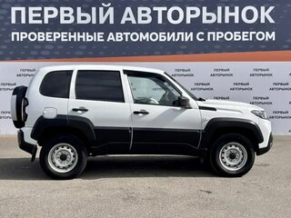 2024 Lada (ВАЗ) Niva Travel I, белый, 999900 рублей, вид 4