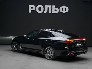 2023 Kia Stinger I Рестайлинг, чёрный, 3350000 рублей, вид 4