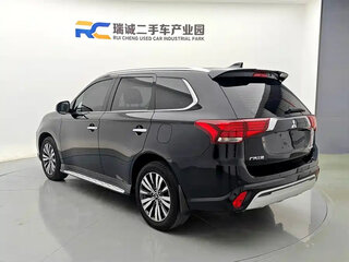 2022 Mitsubishi Outlander III Рестайлинг 3, чёрный, 2291255 рублей, вид 5