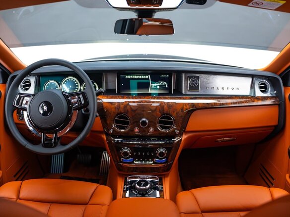 2023 Rolls-Royce Phantom Extended VIII Рестайлинг (Series II), чёрный, 48000000 рублей - вид 11