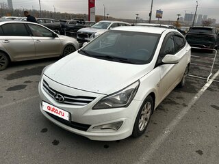 2014 Hyundai Solaris I Рестайлинг, белый, 875000 рублей, вид 1