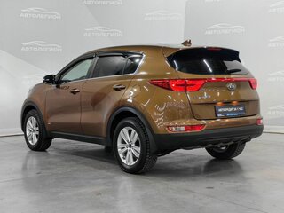 2017 Kia Sportage IV, коричневый, 2450000 рублей, вид 3