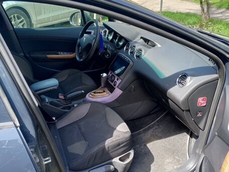 2009 Peugeot 308 I, серый, 180000 рублей, вид 3