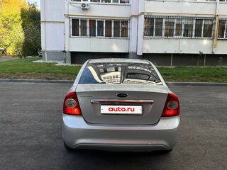 2008 Ford Focus II Рестайлинг, серебристый, 320000 рублей, вид 5