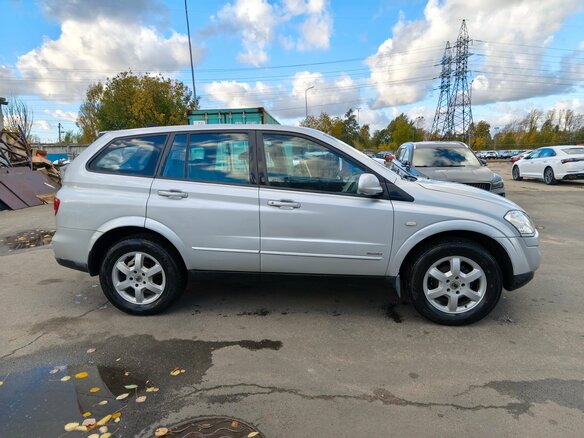2011 SsangYong Kyron I Рестайлинг, серебристый - вид 3
