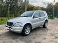 2000 Mercedes-Benz M-Класс 320 I (W163), серый, 650000 рублей