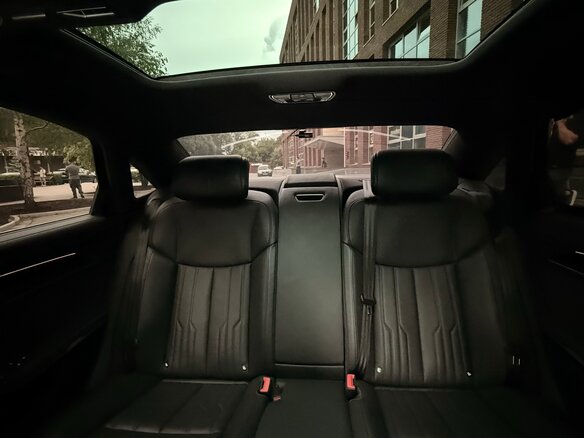 2021 Audi A8 Long 55 TFSI IV (D5), чёрный, 6490000 рублей - вид 6