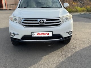 2013 Toyota Highlander II (XU40) Рестайлинг, белый, 2350000 рублей, вид 1