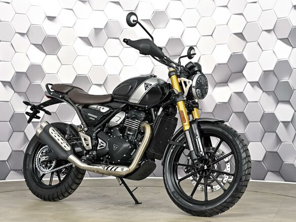 2026 Triumph Scrambler, чёрный, 695000 рублей