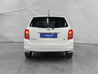 2006 Toyota Corolla Fielder IX (E120, E130) Рестайлинг, белый, 730000 рублей, вид 4