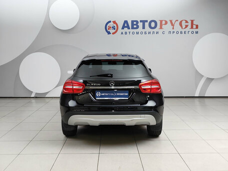 2017 Mercedes-Benz GLA 200 I (X156), чёрный, 1767000 рублей, вид 4