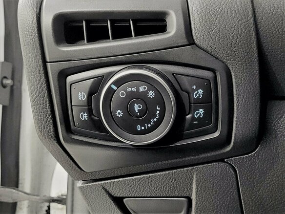 2018 Ford Focus III Рестайлинг, белый, 1250000 рублей - вид 7