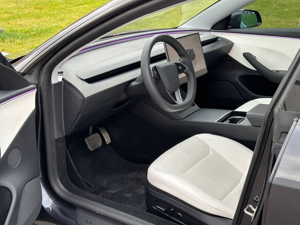 2024 Tesla Model 3 Long Range I Рестайлинг, серый, 5800000 рублей - вид 15