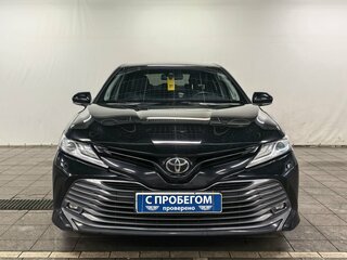 2019 Toyota Camry VIII (XV70), чёрный, 2390000 рублей, вид 2