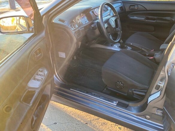 2005 Mitsubishi Lancer IX, серый, 410000 рублей - вид 9