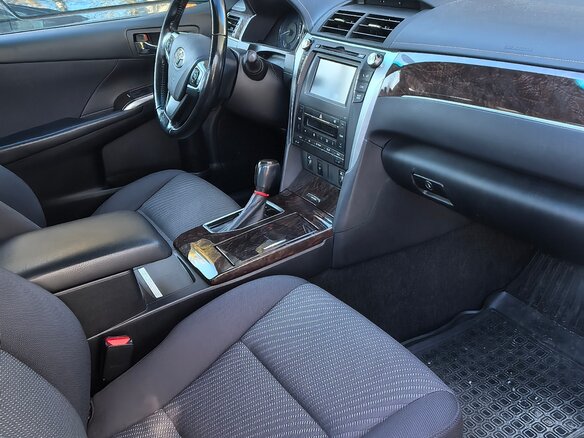 2017 Toyota Camry VII (XV50) Рестайлинг, коричневый - вид 5