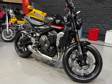2022 Triumph Trident 660, чёрный, 745000 рублей, вид 2