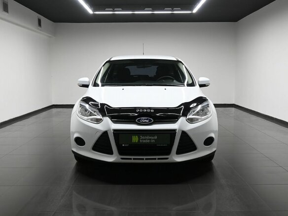 2013 Ford Focus III, белый, 895000 рублей - вид 2