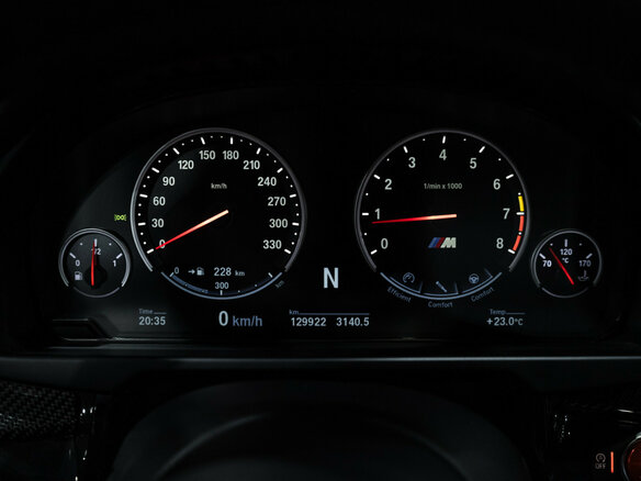 2015 BMW X6 M II (F86), серый - вид 17