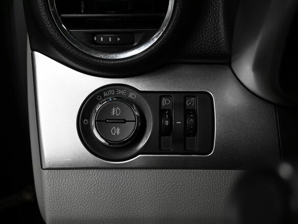 2012 Chevrolet Orlando I, чёрный, 1100000 рублей - вид 19