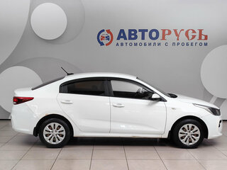 2018 Kia Rio IV, белый, 1121000 рублей, вид 5