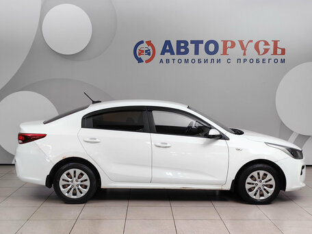 2018 Kia Rio IV, белый, 1121000 рублей, вид 5