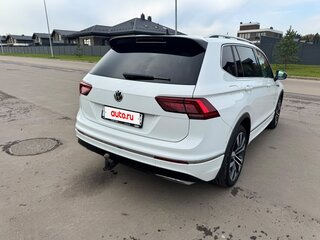 2019 Volkswagen Tiguan Allspace II, белый, 4200000 рублей, вид 3
