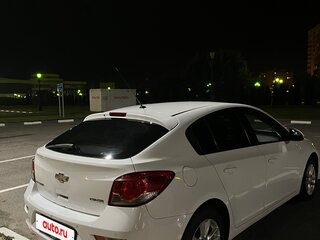 2015 Chevrolet Cruze I Рестайлинг, белый, 780000 рублей, вид 2
