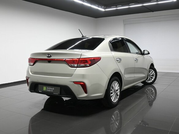 2017 Kia Rio IV, бежевый, 1200000 рублей - вид 1