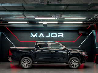 2017 Toyota Hilux VIII, чёрный, 2900000 рублей, вид 4