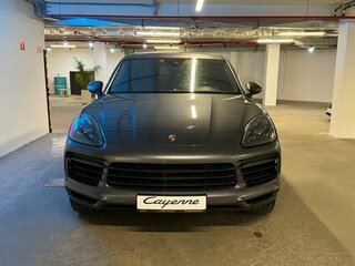 2019 Porsche Cayenne III, серый, 4750000 рублей, вид 2