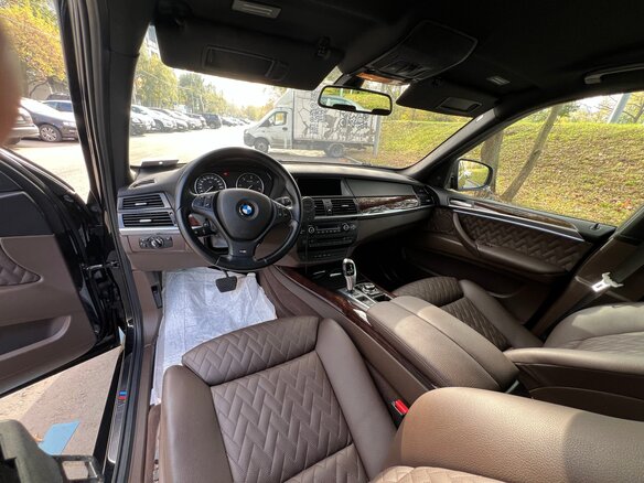 2011 BMW X5 40d II (E70) Рестайлинг, чёрный - вид 9