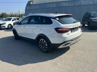 2024 Lada (ВАЗ) Vesta SW Cross I Рестайлинг (NG), белый, 1453000 рублей, вид 2