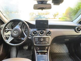 2017 Mercedes-Benz GLA 200 I (X156), синий, 1600000 рублей, вид 5